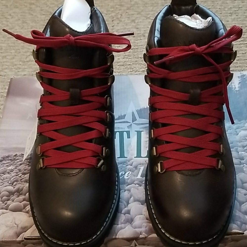 Eastland Retro Hiking Boots